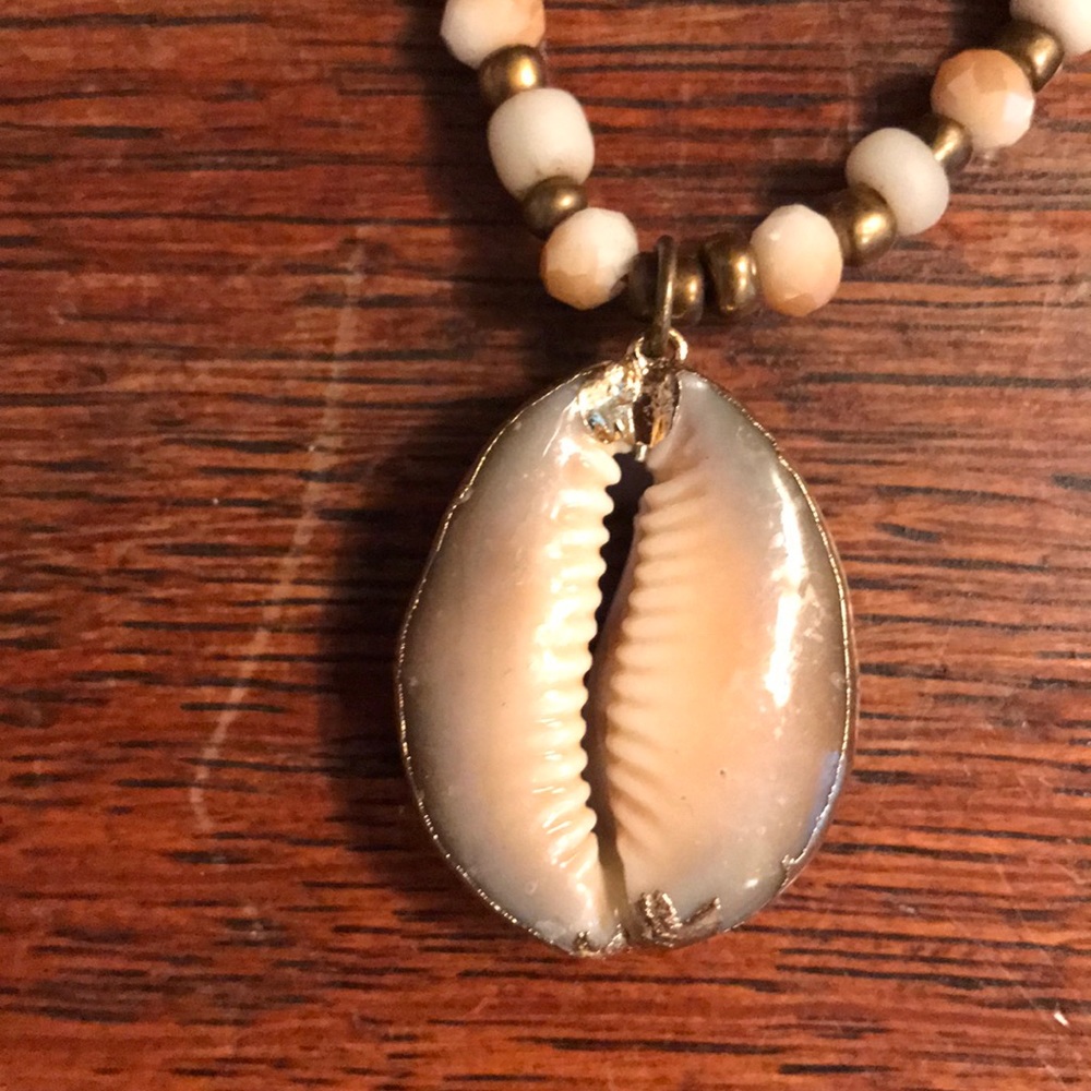 Stone Gold Dipped Shell Necklace - image 3